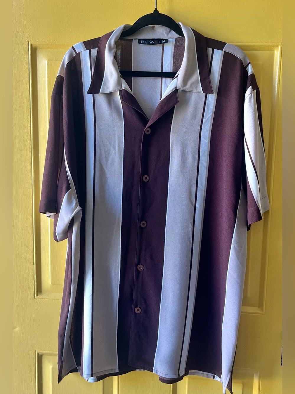 New Gen Brown And Off-White Striped Casual Short Sleeve Button Down Shirt XL/XXL